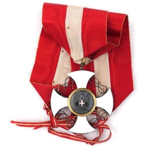 Order of the Crown of Italy from estate of 'Erich Kressmann'