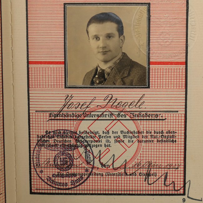NSDAP Membership Booklet 'Braunes Haus'