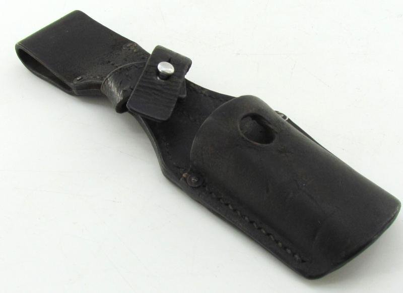 Early K98 leather bayonet frog — image 5