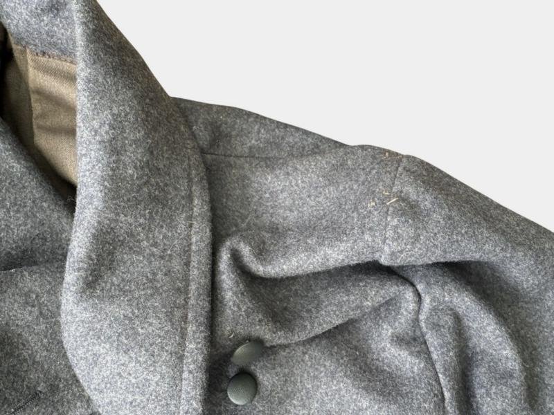 Luftwaffe Greatcoat ( Wachmantel -Top Condition ) — image 4