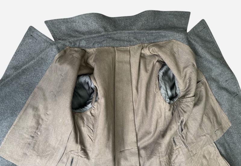 Luftwaffe Greatcoat ( Wachmantel -Top Condition ) — image 9