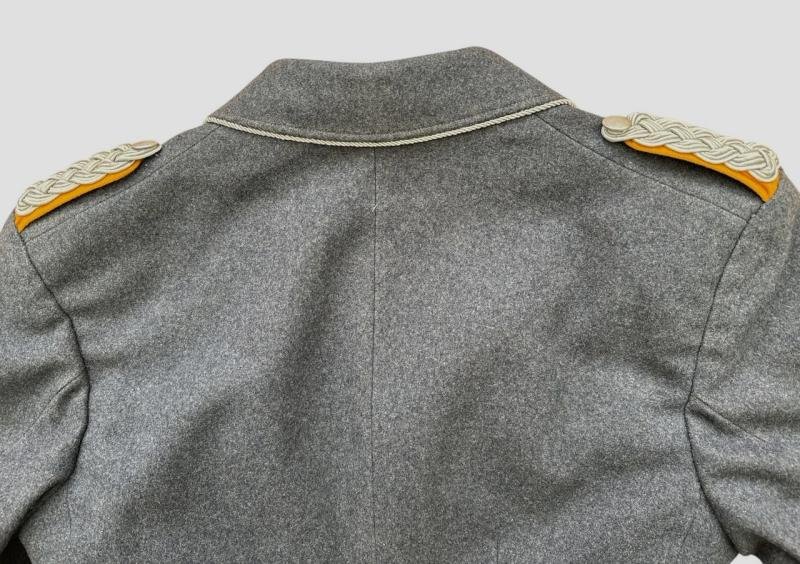 Luftwaffe Officer's Tunic – Major (Flieger/Fallschirmjäger Branch) — image 18