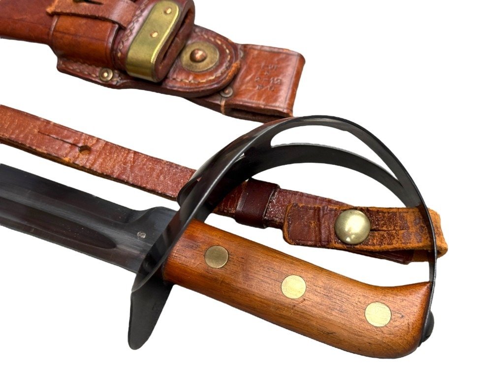 Original Pre 1940 Dutch KNIL M1912 Klewang saber with hanger