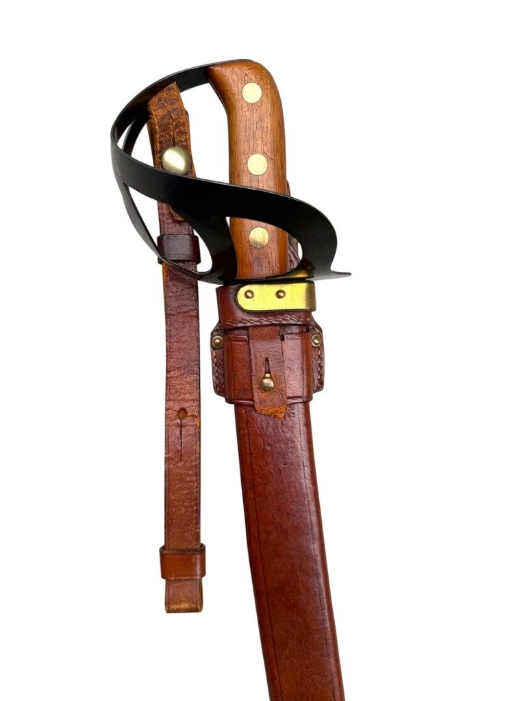 Original Pre 1940 Dutch KNIL M1912 Klewang saber with hanger