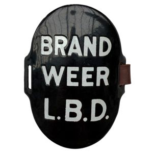 Original WWII Dutch 'Luchtbeschermingsdienst' arm shield Brandweer