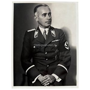 Original WWII German portrait photograph of Reichssportführer Hans von Tschammer und Osten
