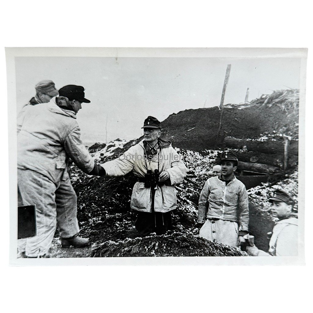 Original WWII German Gebirgsjäger Eichlaubträger Oberst v.d. Goltz photo