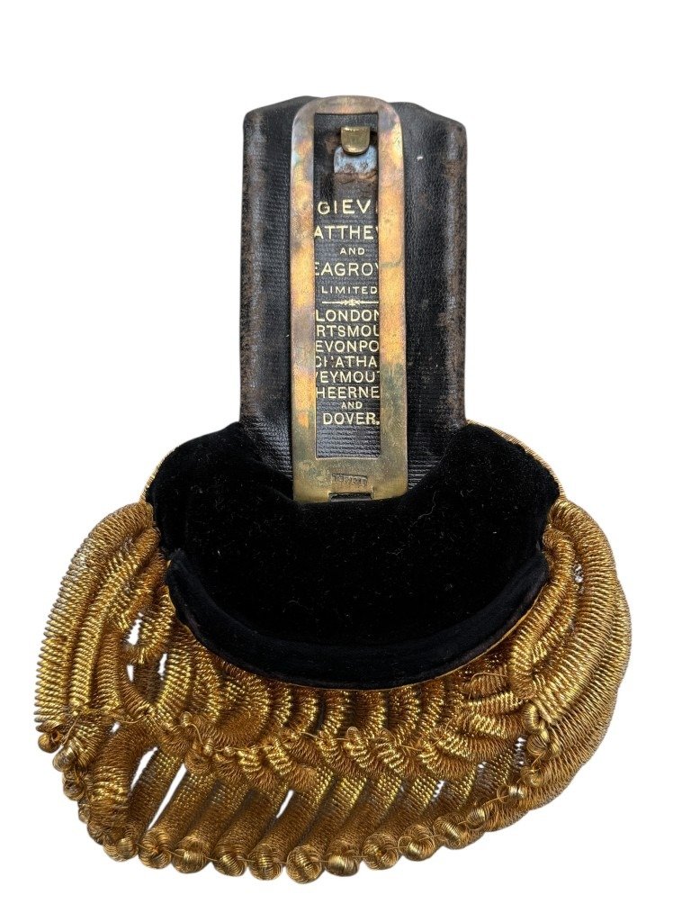 Original WWI British Royal Navy officers shoulder boards in box