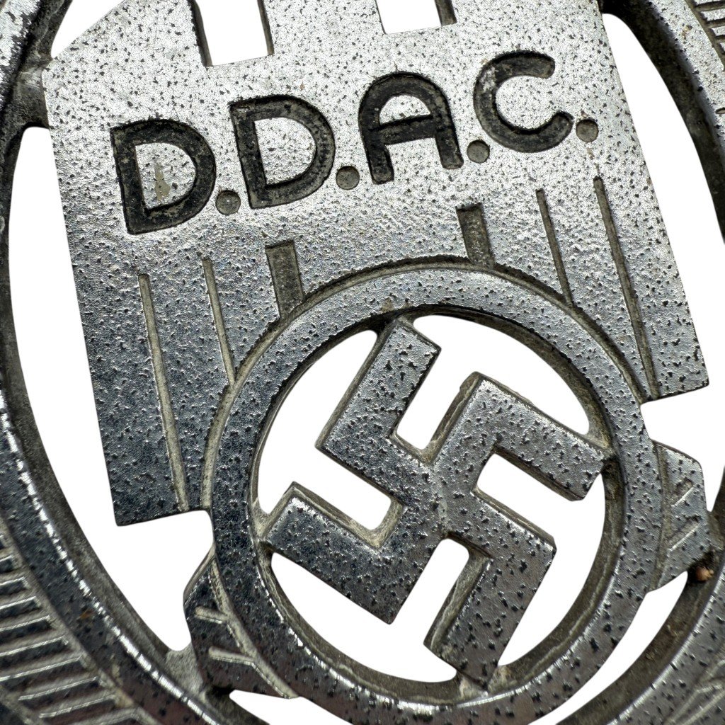 Original WWII German D.D.A.C. metal car insignia