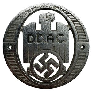 Original WWII German D.D.A.C. metal car insignia