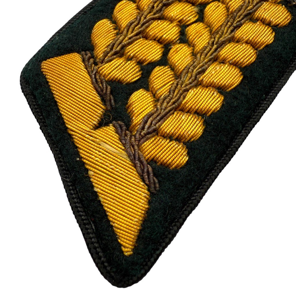 Original WWII German Beamter im Höheren Dienst (Wehrmacht administration officer of higher rank) collar tab
