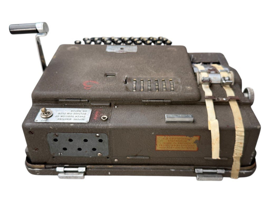 Original WWII Swedish Hagelin BC-543 cipher machine in case