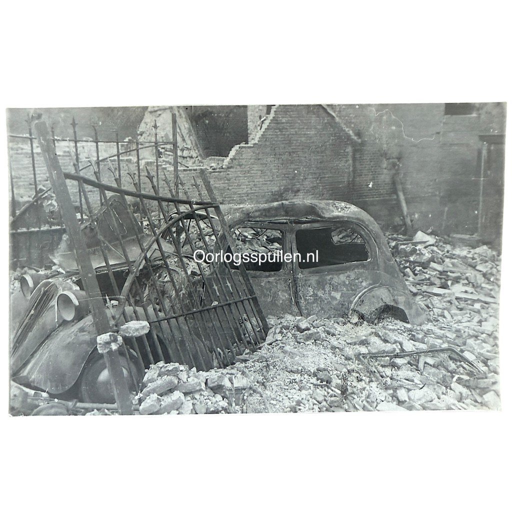 Original WWII Dutch photo destroyed car in May 1940 in Rotterdam