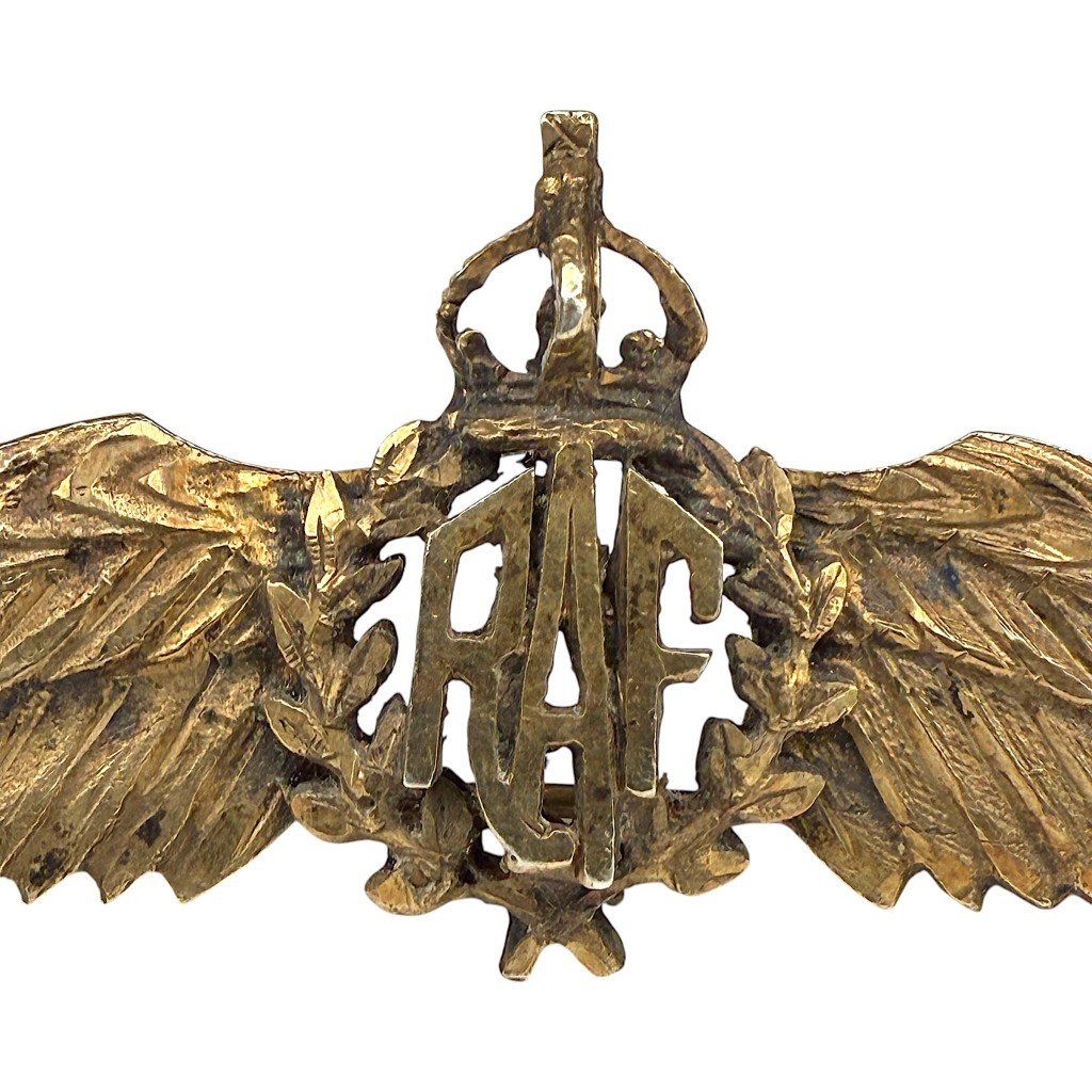 Original WWII British RAF pin — image 2