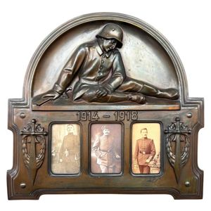 Original WW1 German metal frame for death cards or photos
