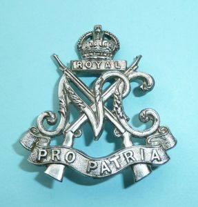 WW2 South Africa - Royal Natal Carabineers Officer's Silver Plated Cap Badge - King's Crown