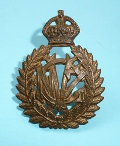 WW1 / WW2 New Zealand - Veterinary Corps Brass Cap Badge - Gaunt