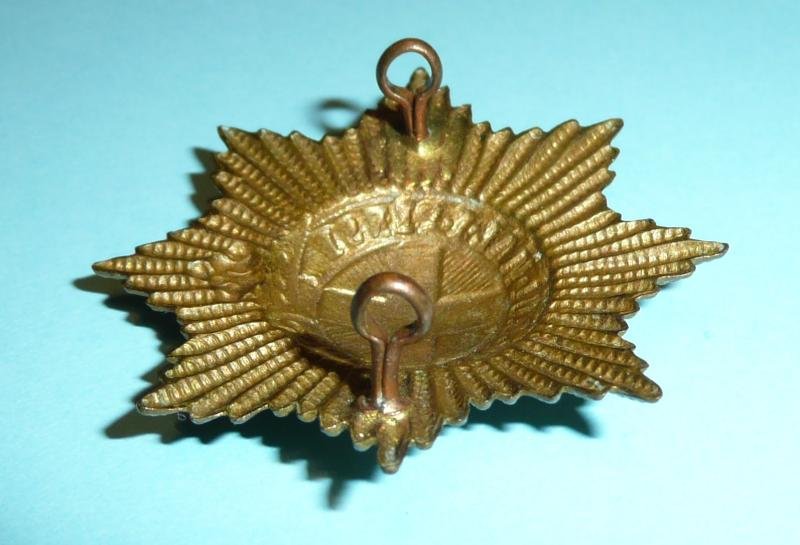 Coldstream Guards Gilding Metal Brass Cap Badge