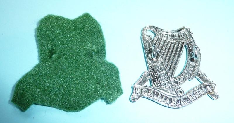 South African Irish Regiment Chromed Headdress Badge on Green Felt Badge Backing