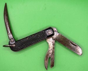 British Army WWII Pocket Knife