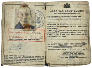 Original WW2 Dutch Document - ID card law enforcement officer Handel, Nijverheid en Scheepvaart, The Hague, Zeist (1942)