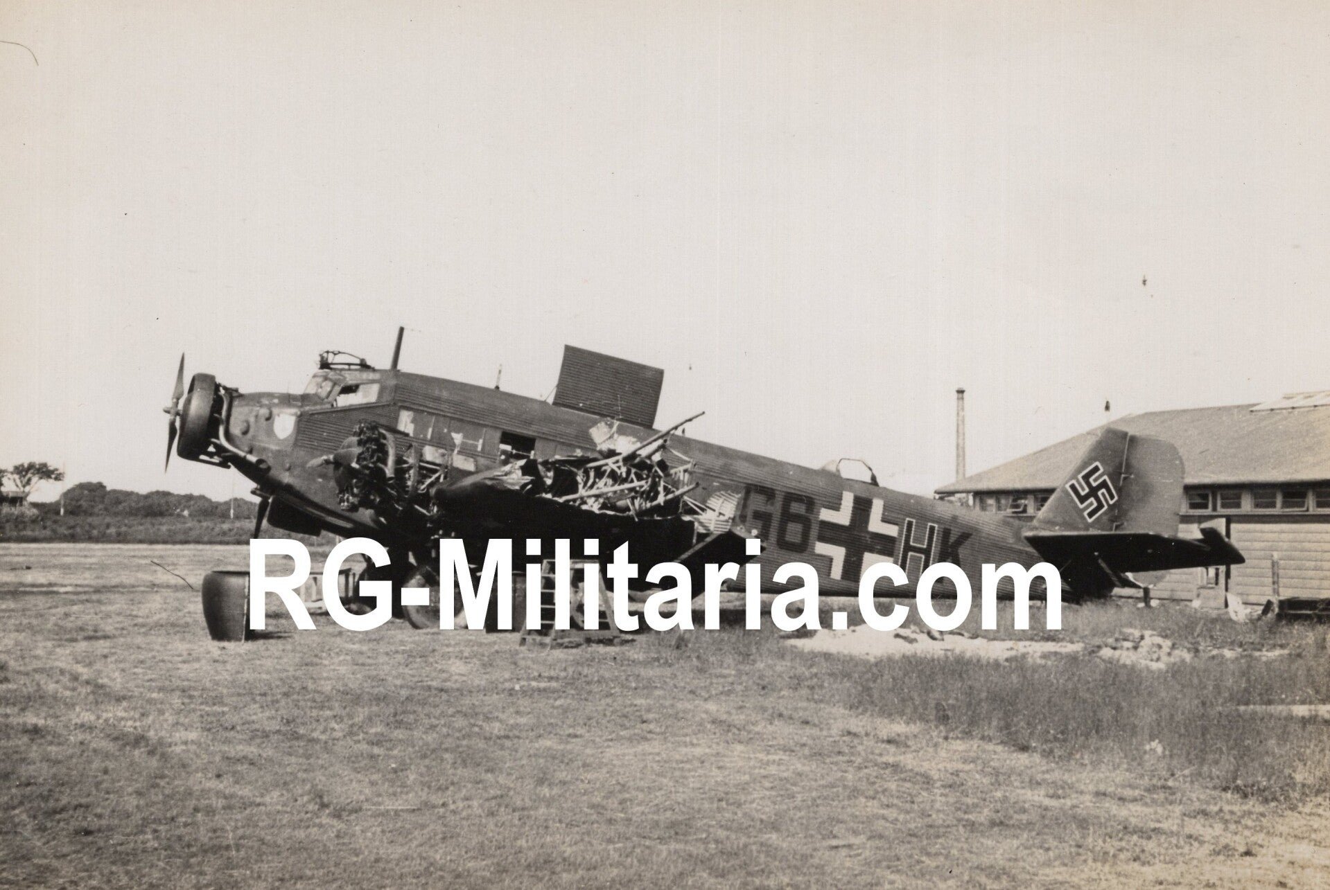Original WW2 German Photo - Crashed Junkers JU 52 airplane with decal, airfield Ockenburg, The Hague (1940)