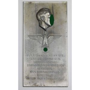 Große Erinnerungsplakette 'Fertigstellung der Reichskanzlei 1938' mit Künstlersignatur A. Breker