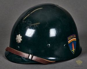 Vietnam era US M-1 Parade Helmet Liner