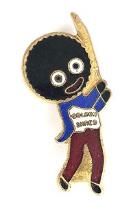 Robertsons Golly Cricketer white waistcoat advertising badge F & S