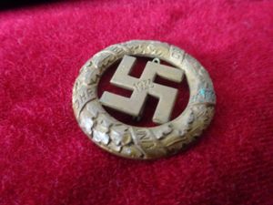 Badge Gau Munchen 1933