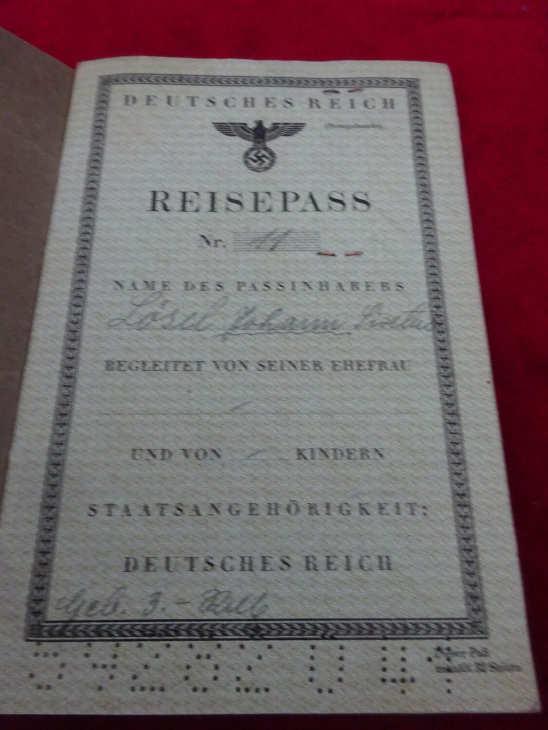 Deutsches Reich Reisepass — image 2