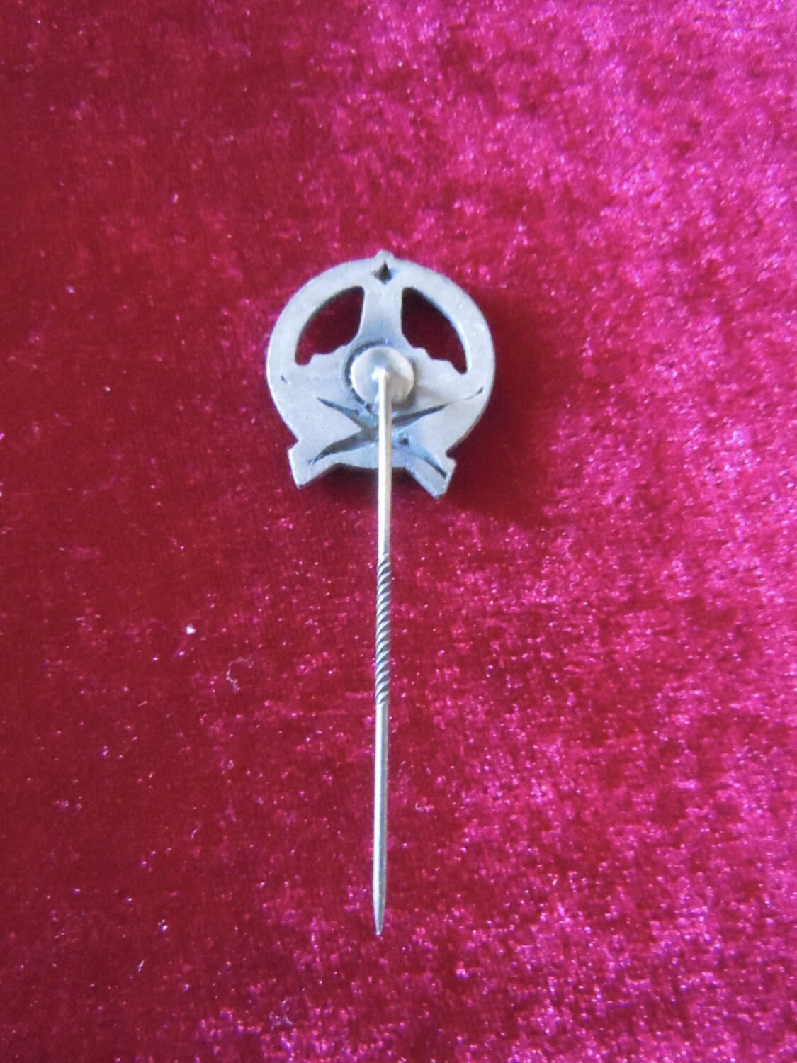 Épinglette insigne de Tir classe argent DRKB — image 3