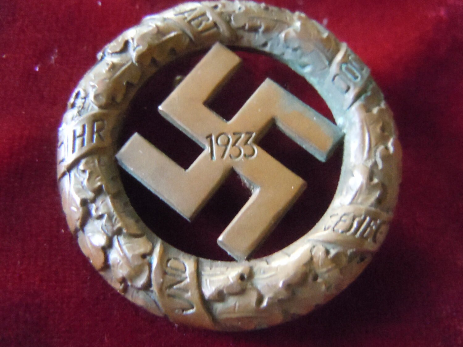 Badge Gau Munchen 1933 — image 2