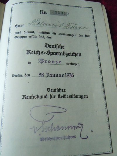 Lot 3 livrets et un insigne tissus — image 14