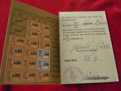 Lot 3 livrets et un insigne tissus — image 3
