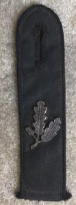 HJ LEADER SHOULDER BOARD. EX P. BAKER.