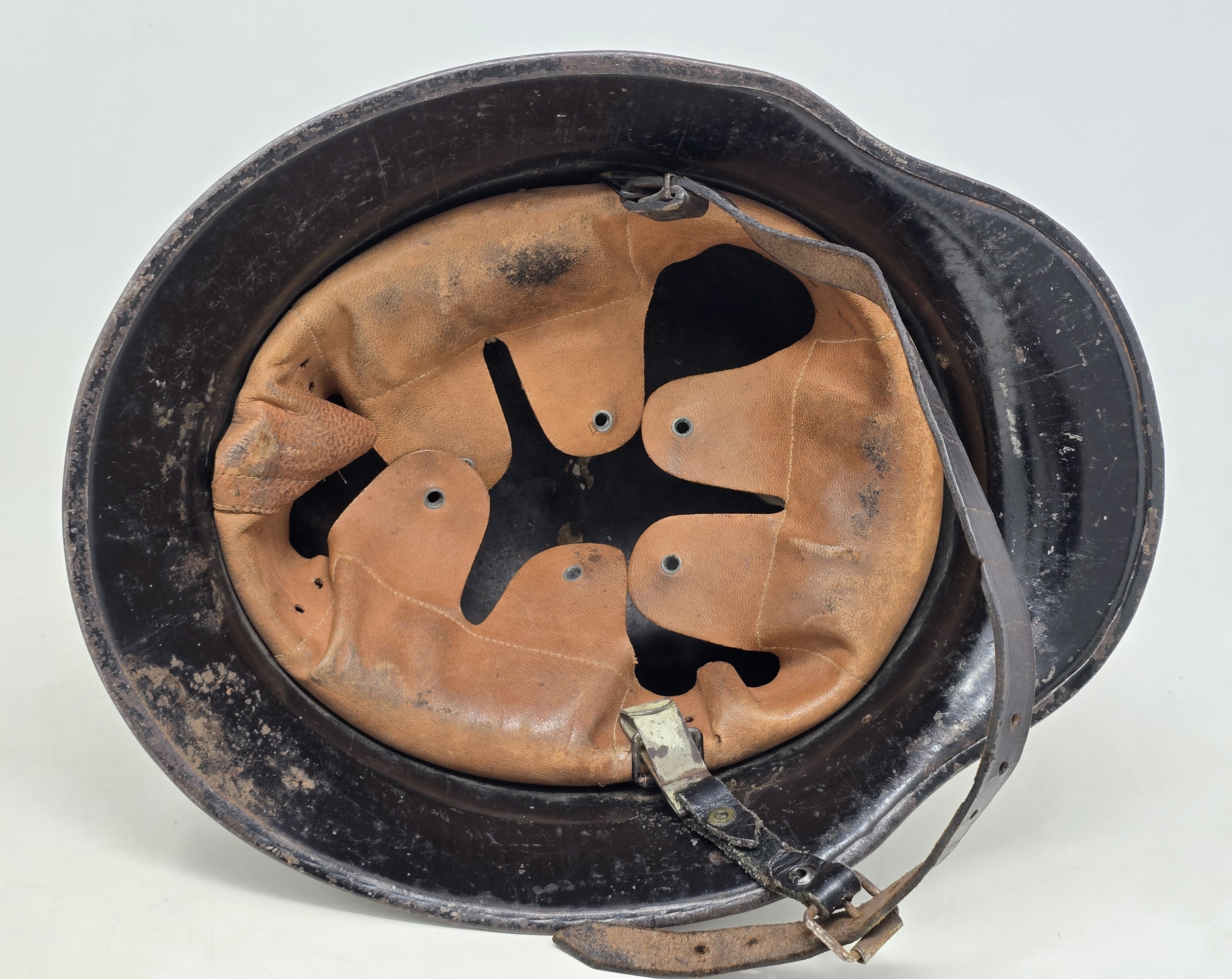 Early SS 'Pre-RZM' M18 Commercially Produced Helmet