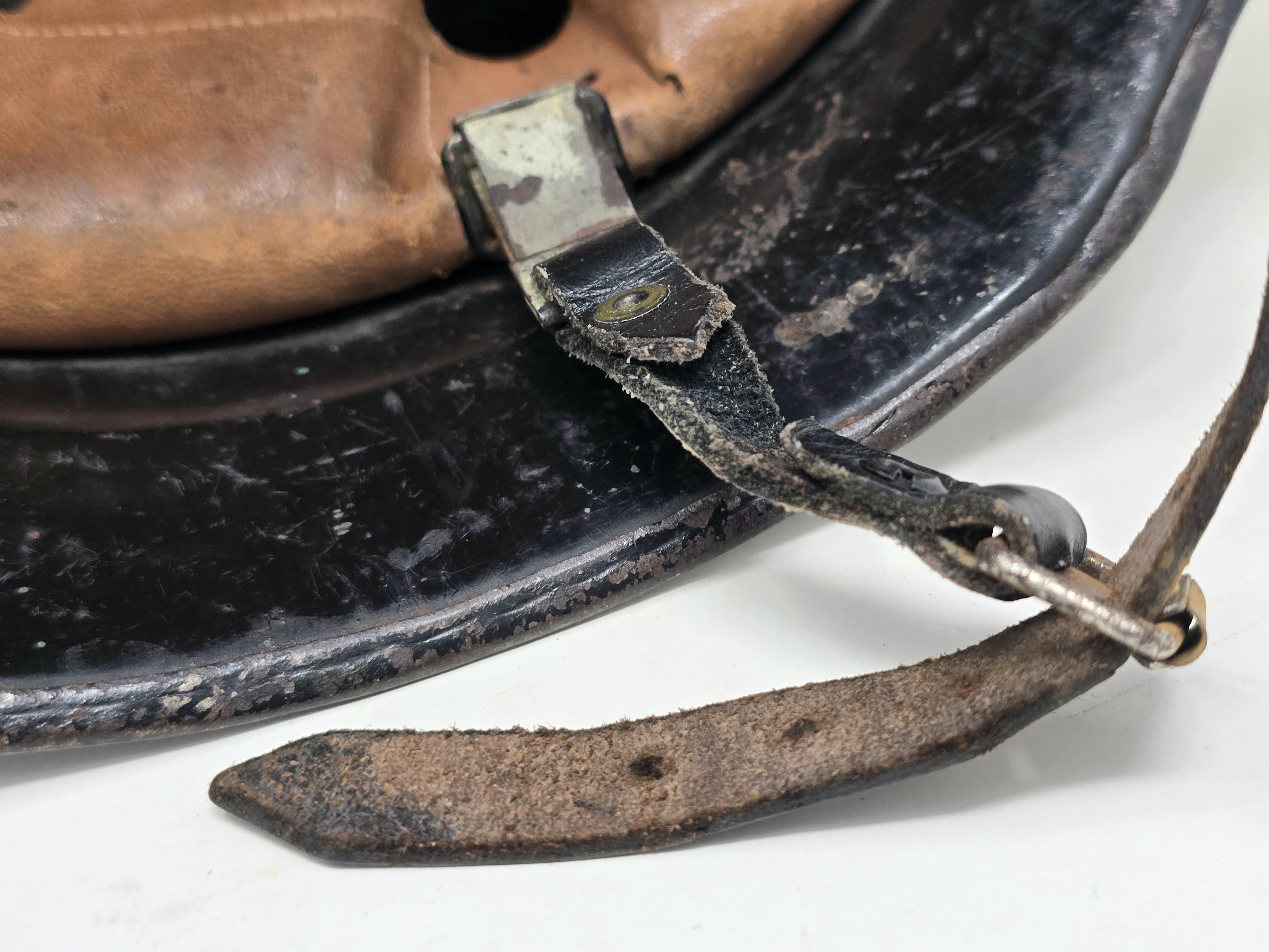 Early SS 'Pre-RZM' M18 Commercially Produced Helmet