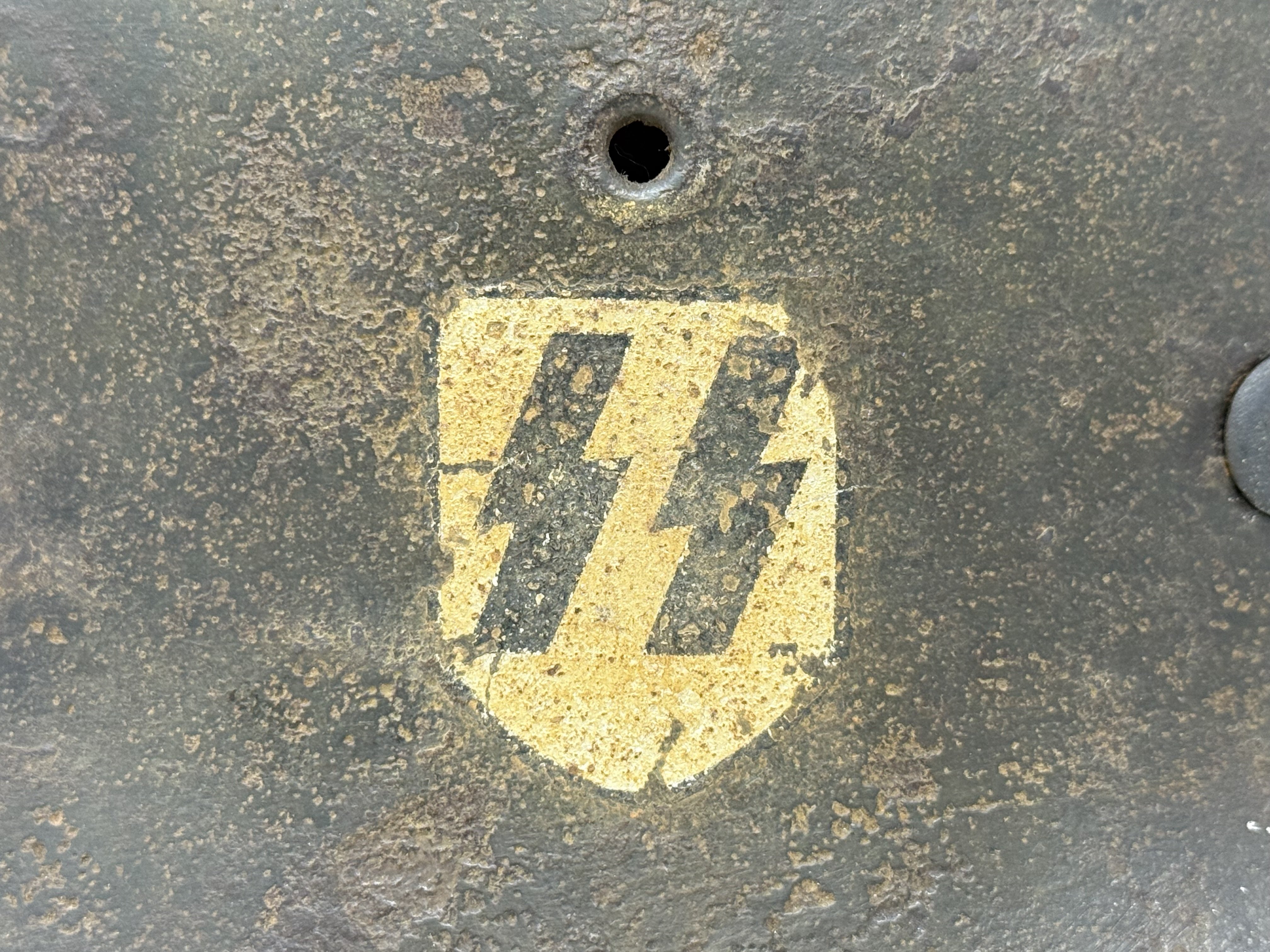 SS M40 Single Decal Helmet