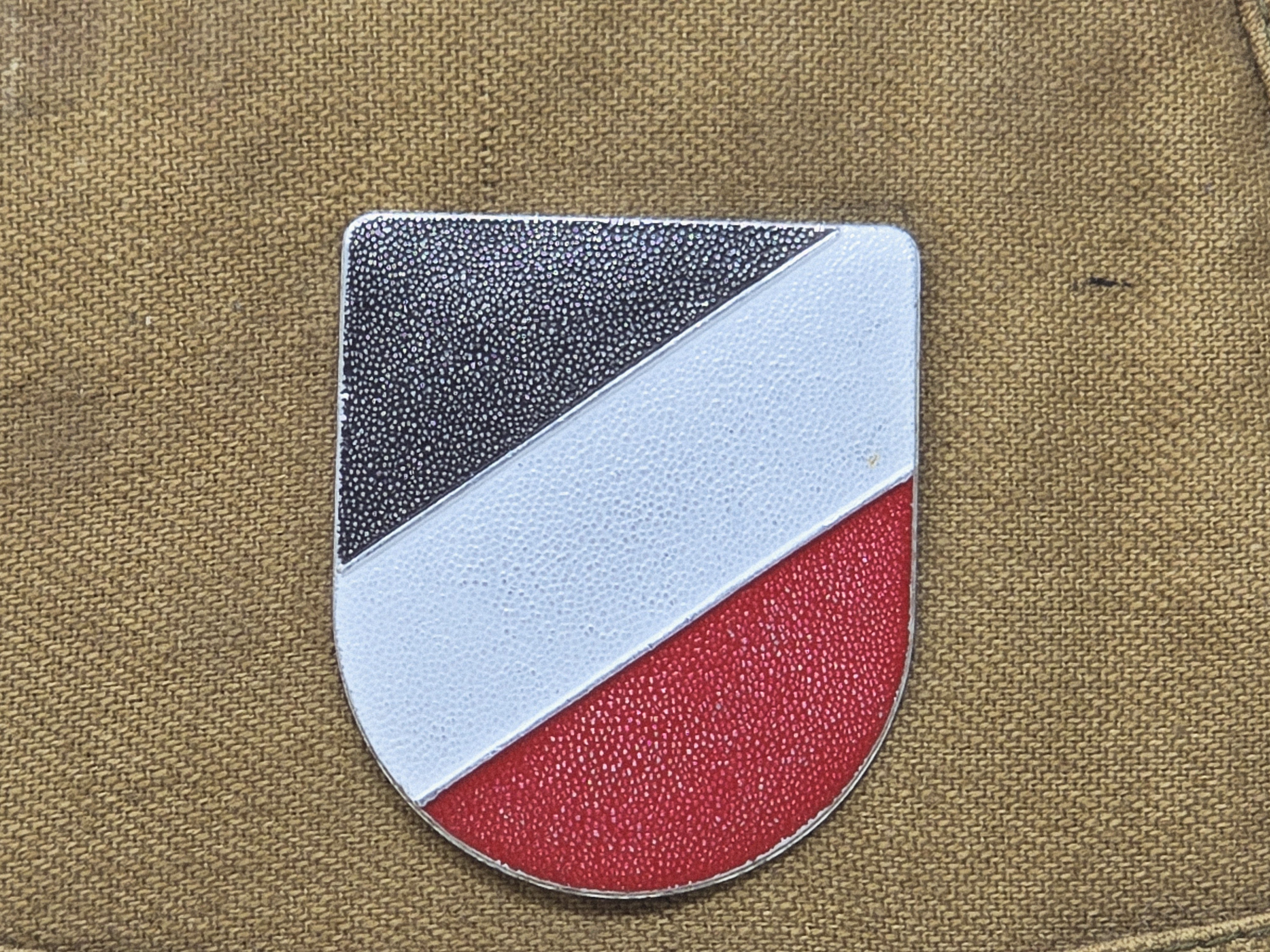 Kriegsmarine-Badged Heer DAK Pith Helmet
