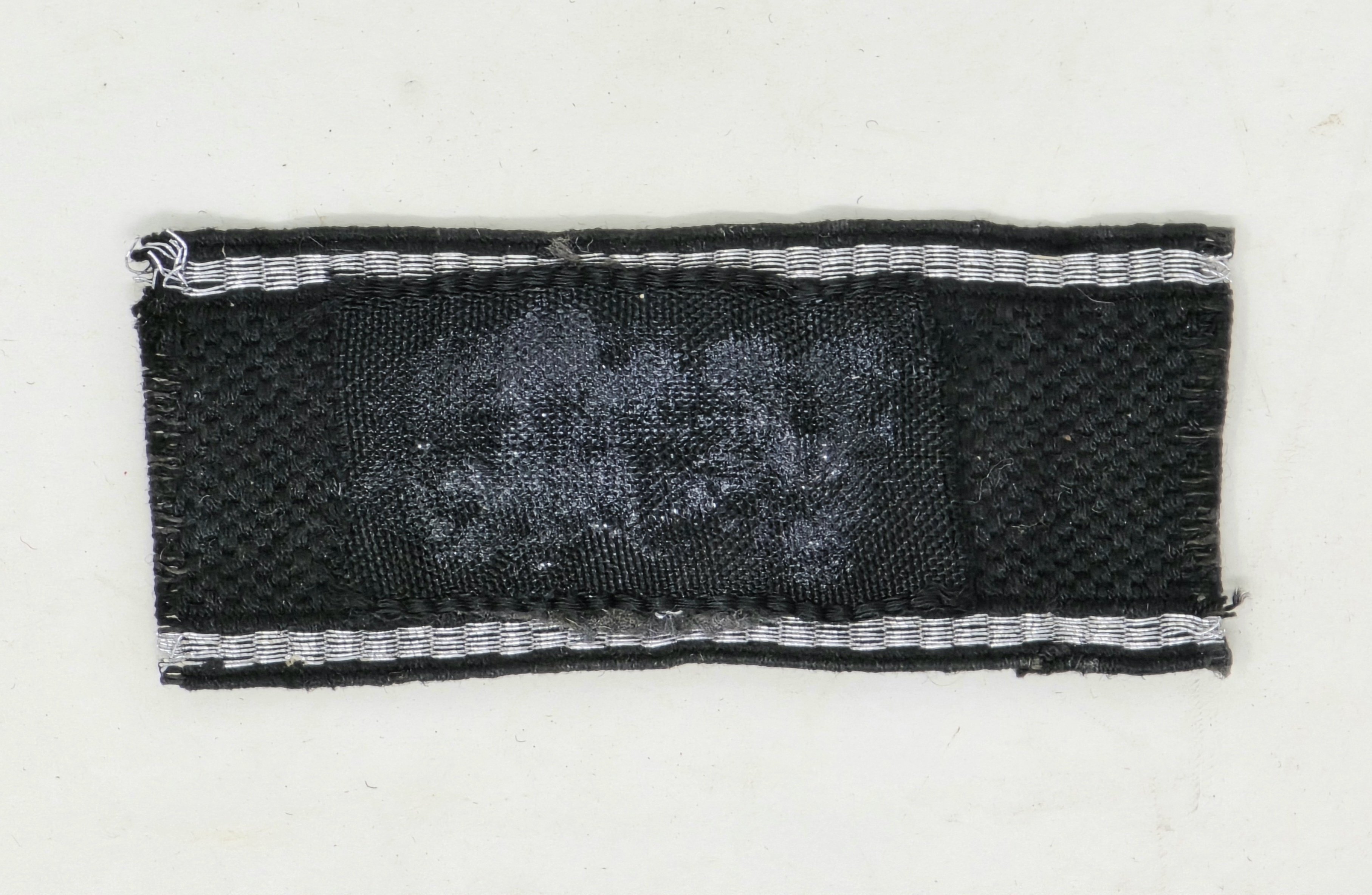 Totenkopf Skull Cufftitle 'Cutoff'