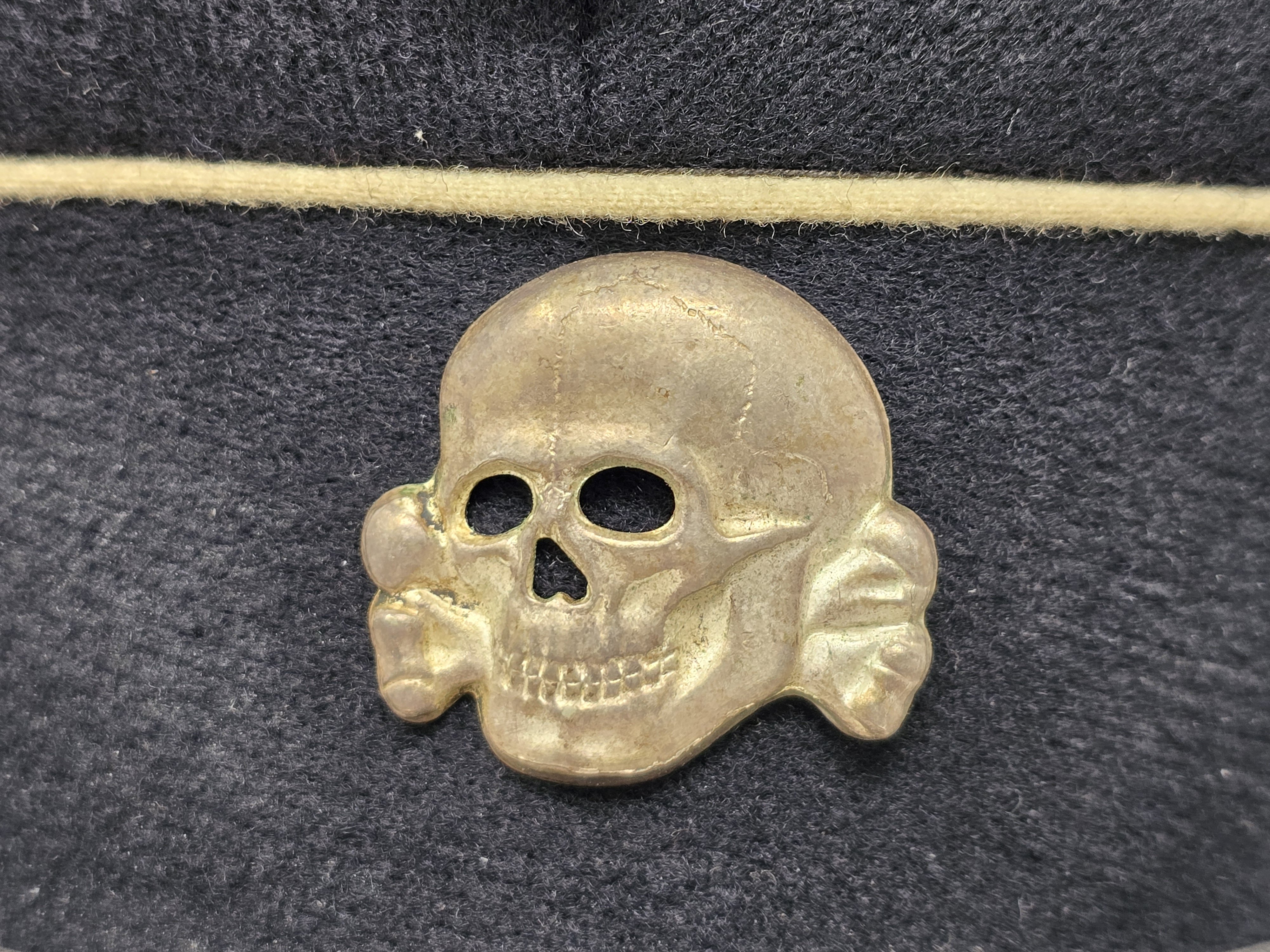Fine Allgemeine-SS NCO's Visor Cap, Larger Size