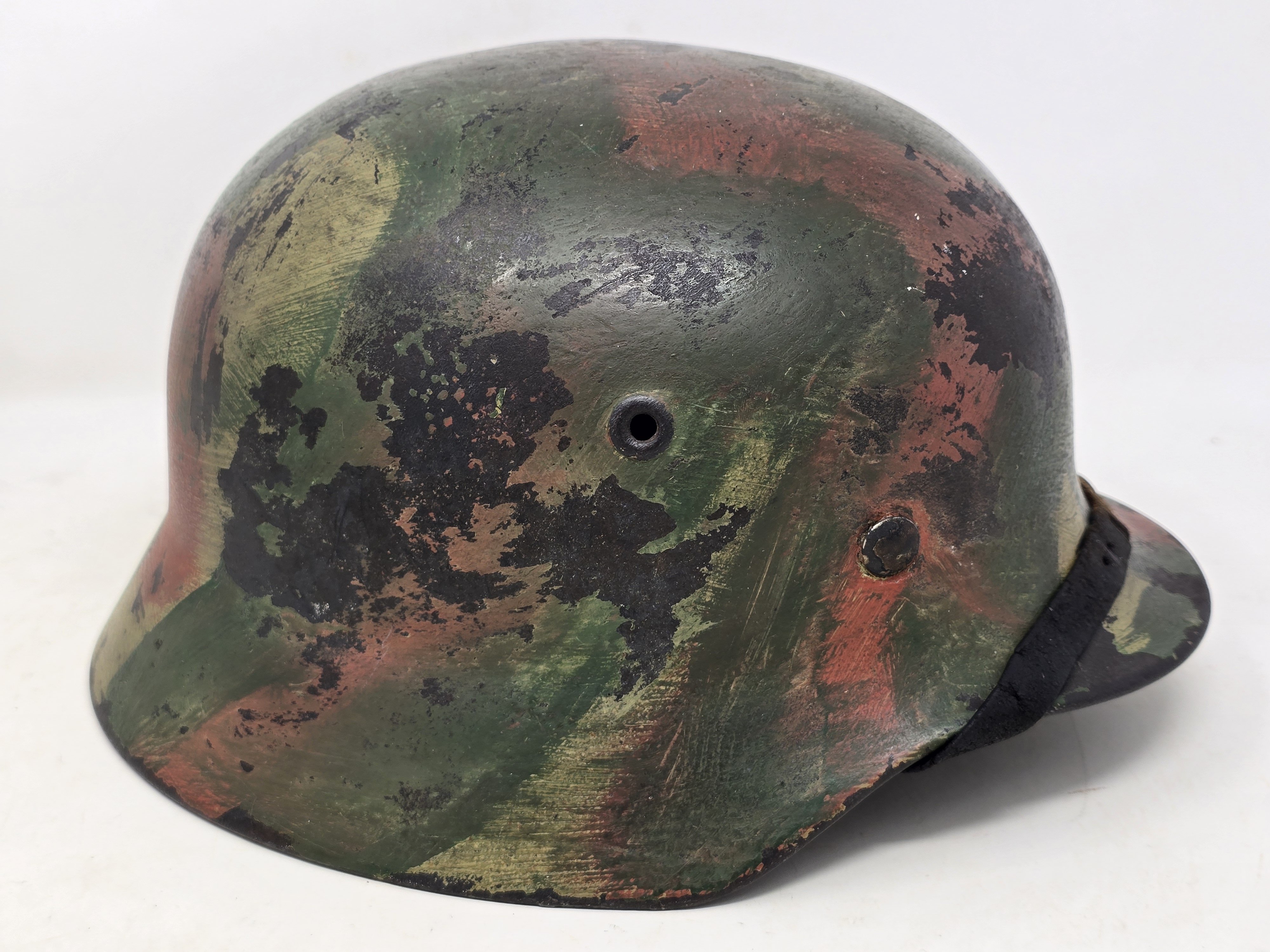 Stunning Luftwaffe Camouflage M40 Helmet