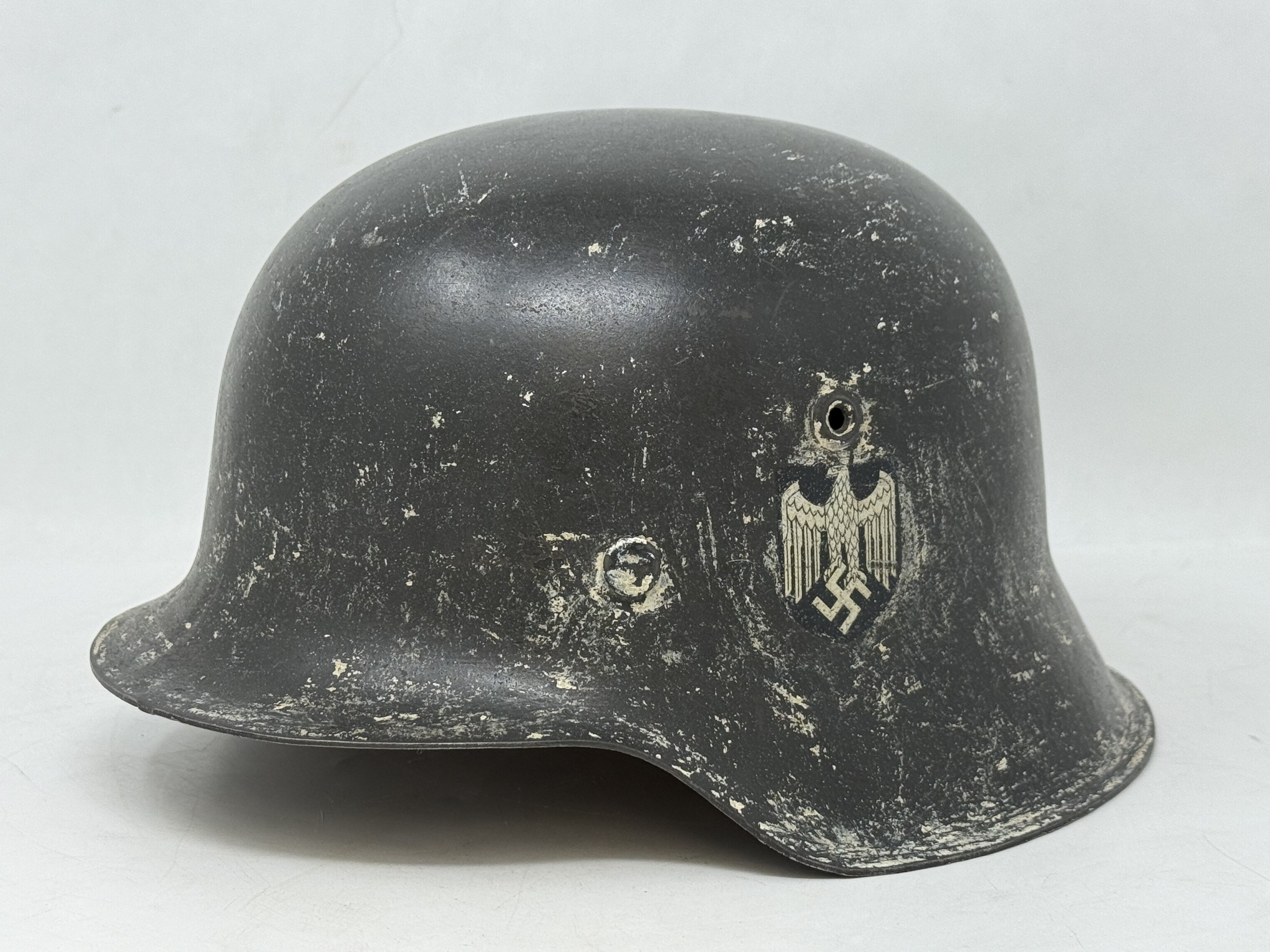 Heer M42 Whitewash Snow Camo Helmet