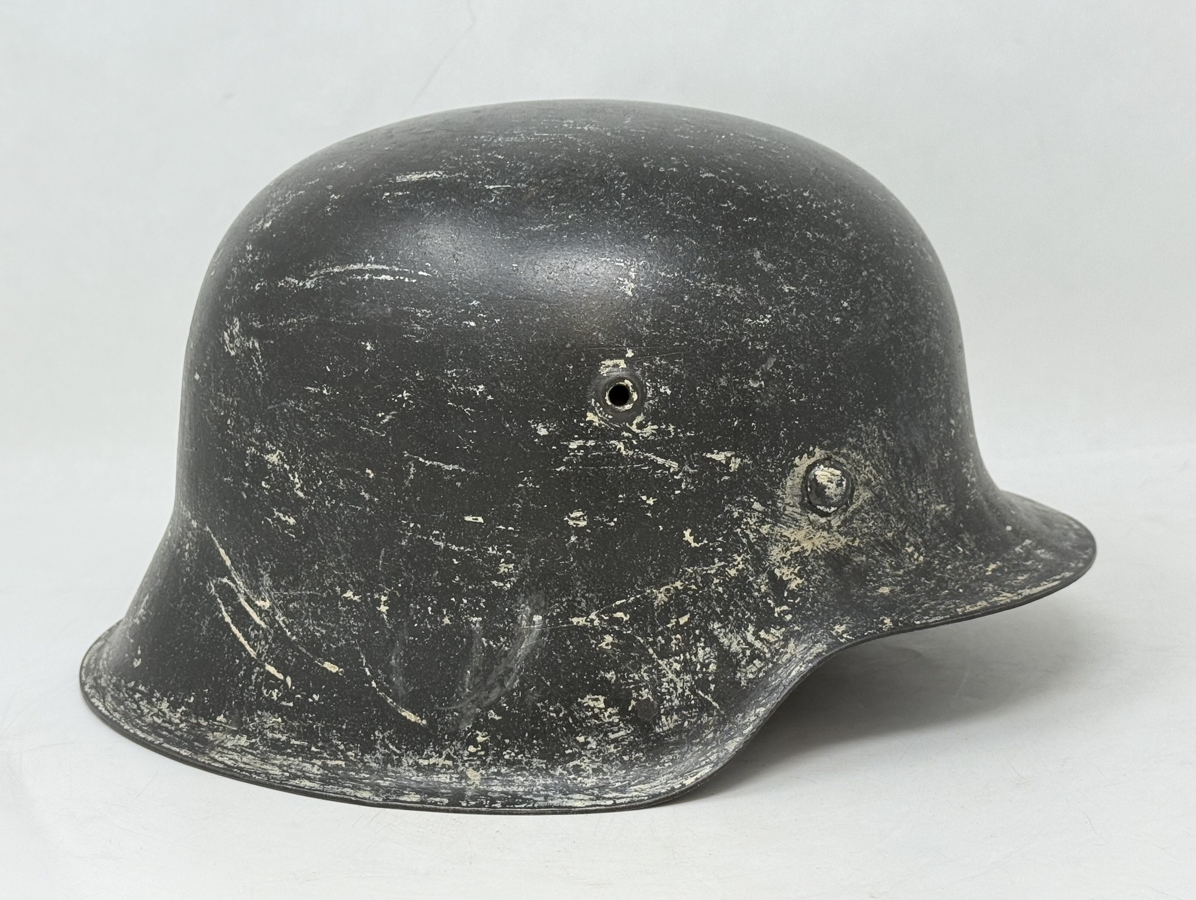 Heer M42 Whitewash Snow Camo Helmet