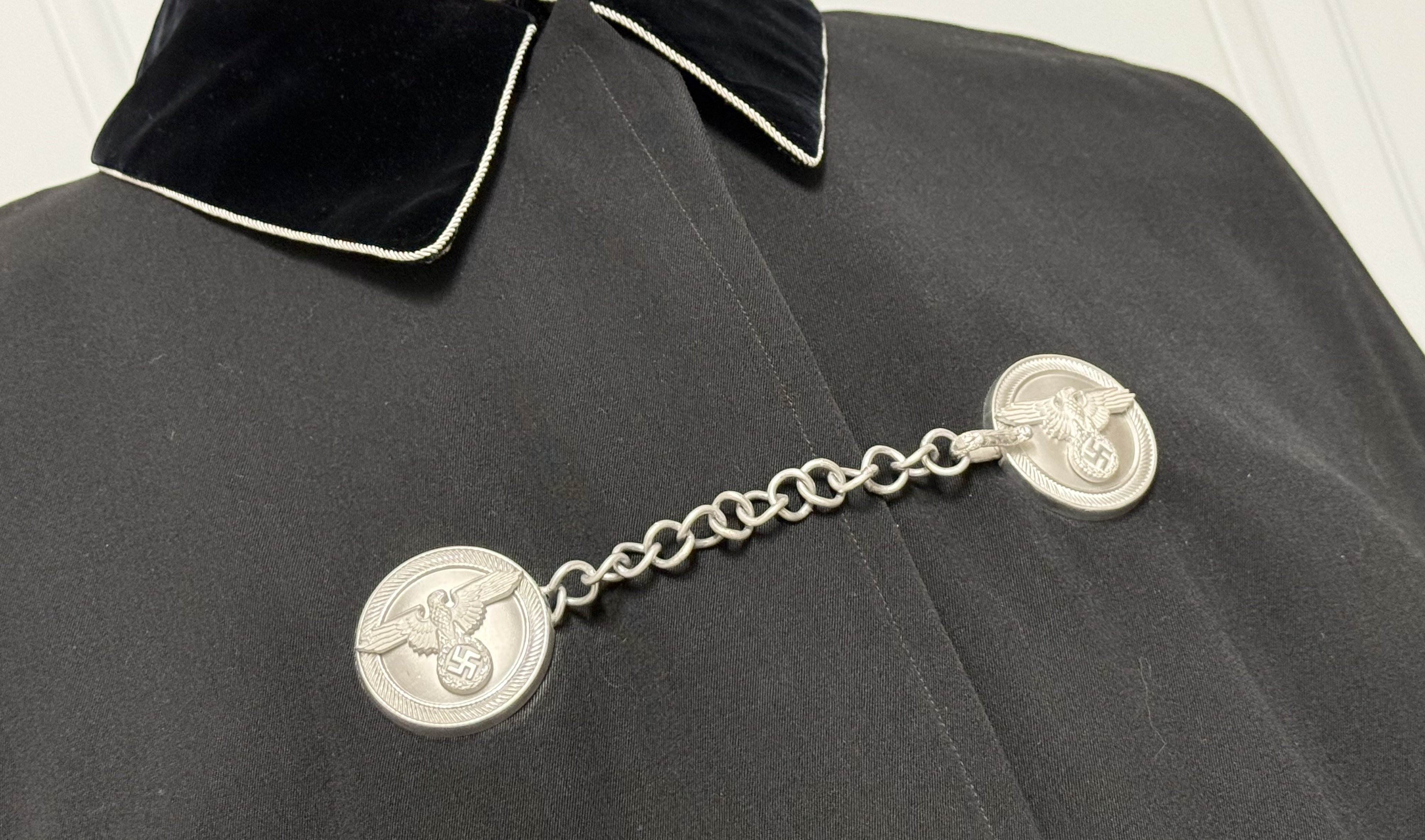 SS-Brigadeführer Curt Ludwig – Formal Uniform Cape (Umhang)