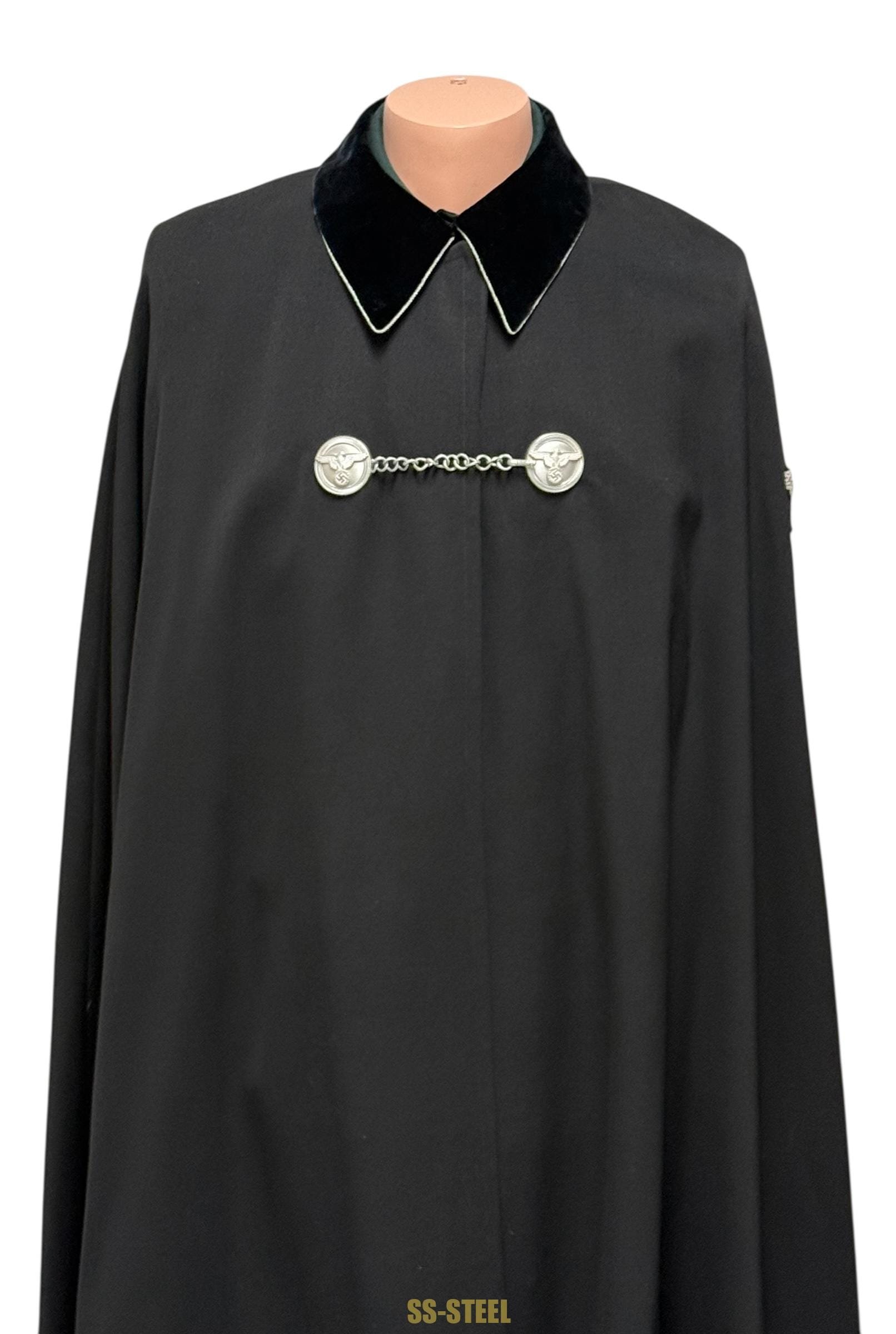 SS-Brigadeführer Curt Ludwig – Formal Uniform Cape (Umhang)