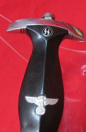  German WWII M1933 SS Enlisted Dagger & Hanger, Eickhorn Transitional — image 10