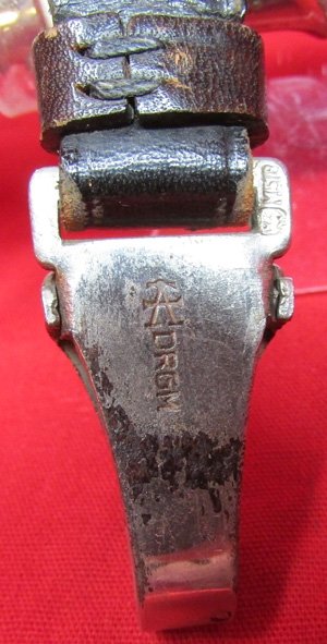  German WWII M1933 SS Enlisted Dagger & Hanger, Eickhorn Transitional — image 4