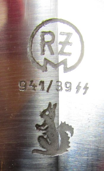  German WWII M1933 SS Enlisted Dagger & Hanger, Eickhorn Transitional — image 8